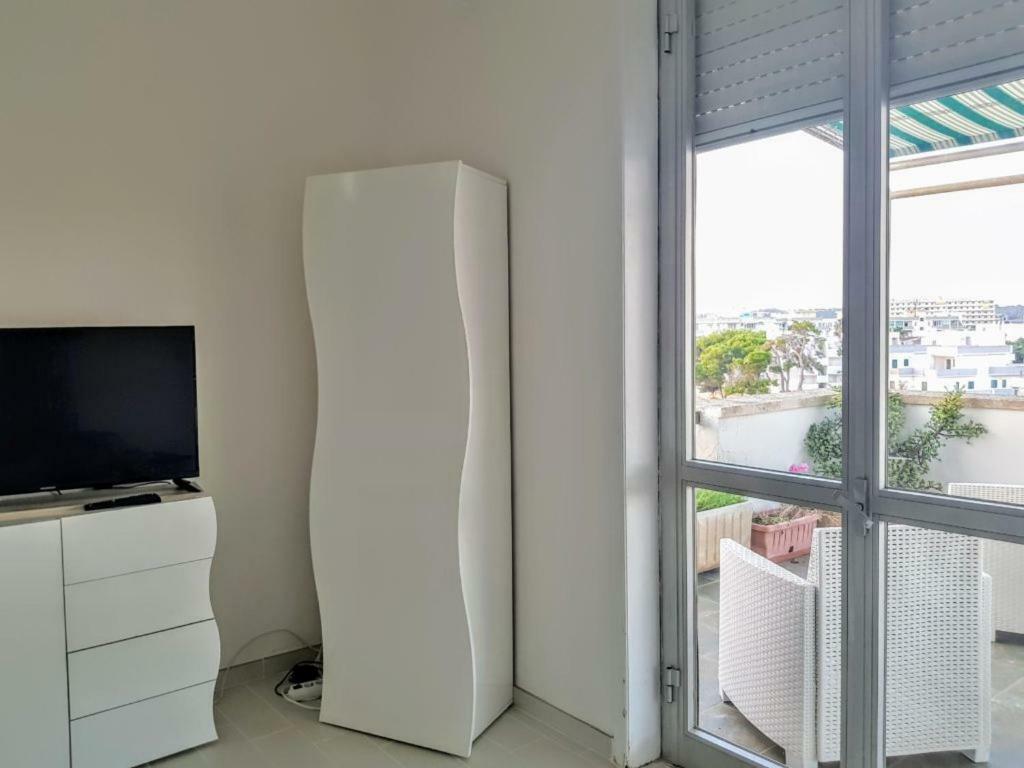 Suite Con Terrazzo Sul Mare E Discesa In Spiaggia A 加利波利 外观 照片