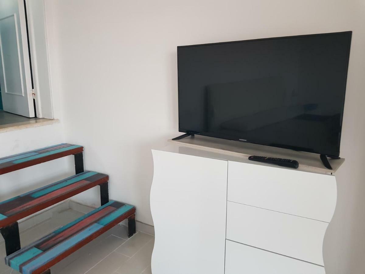 Suite Con Terrazzo Sul Mare E Discesa In Spiaggia A 加利波利 外观 照片